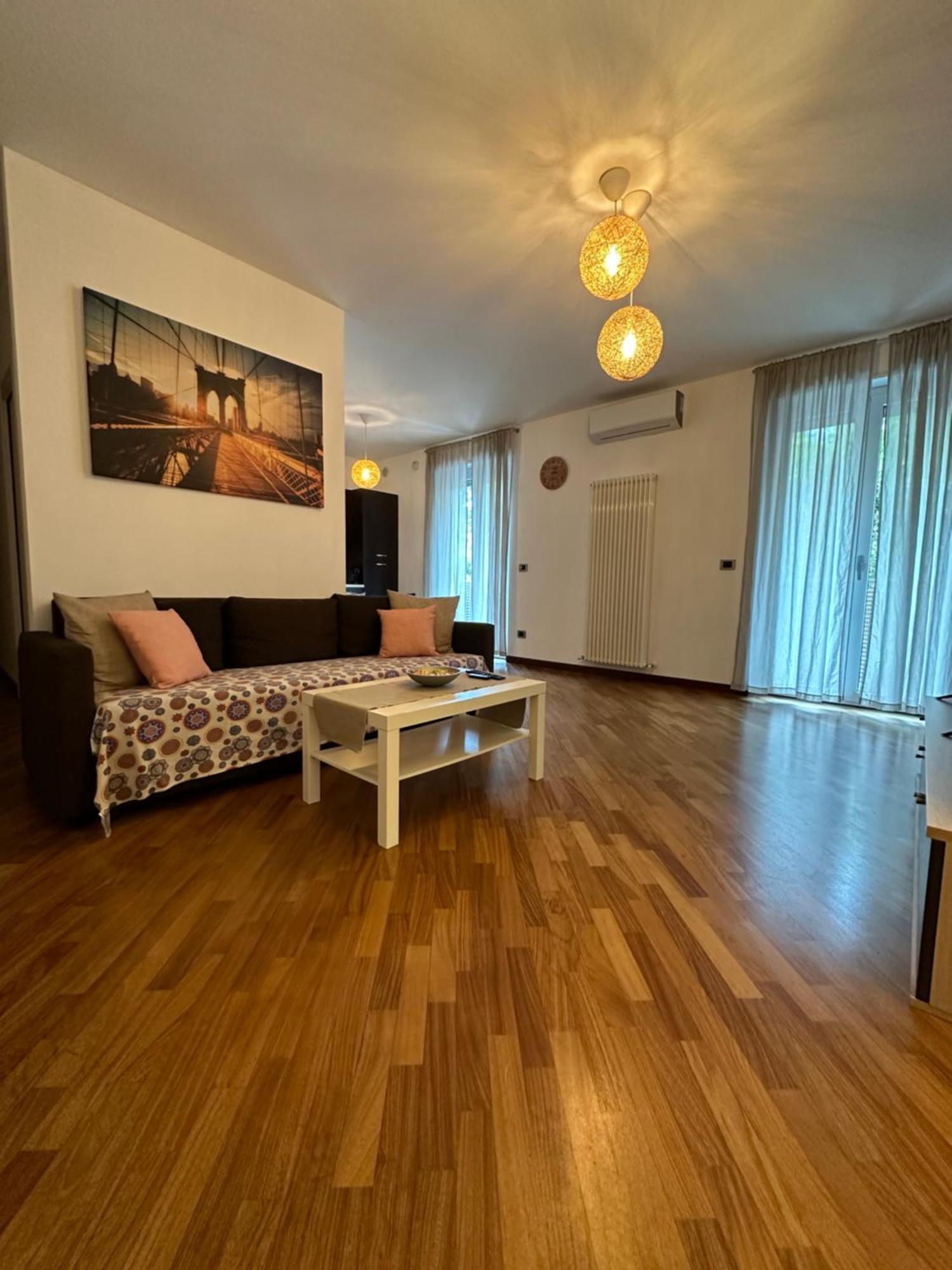 La Casa Di Yasmin_Pescara Centro Daire Dış mekan fotoğraf